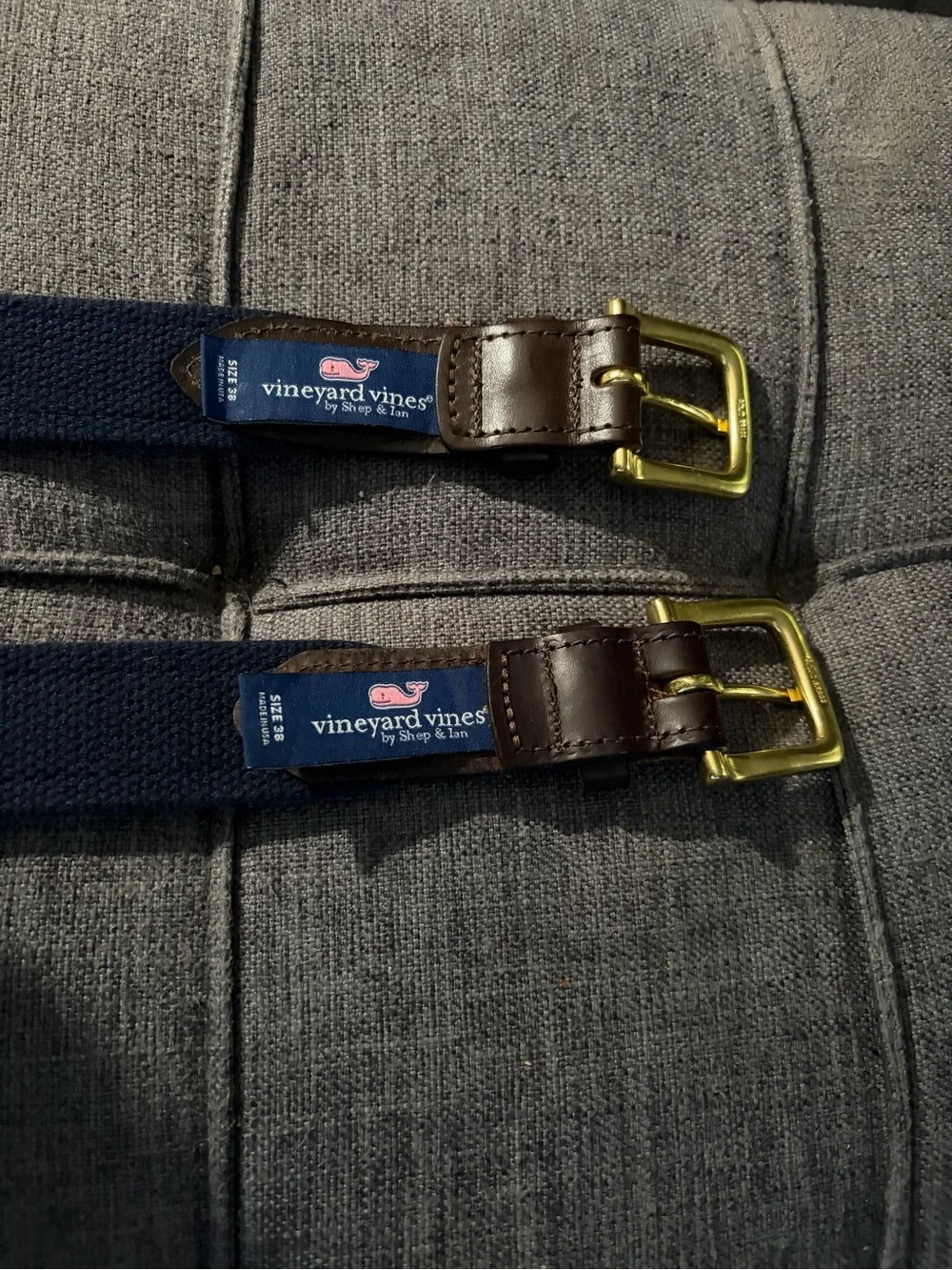 Vineyard Vines Men's Belt bundle two Brown Leather Trim 38 solid brass buckle